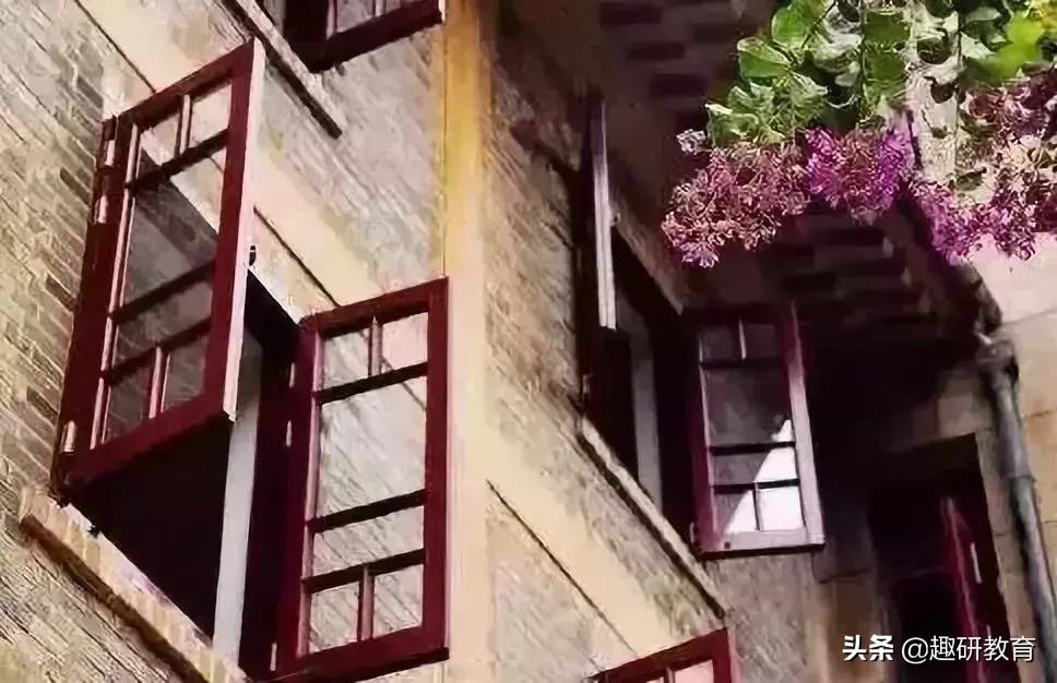 研究生开学宿舍事件,开学季大学宿舍视频