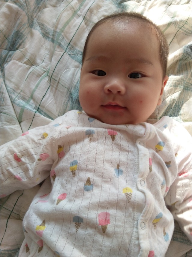 纯母乳四个月可以添加辅食吗,宝宝四个月了到底能不能添加辅食