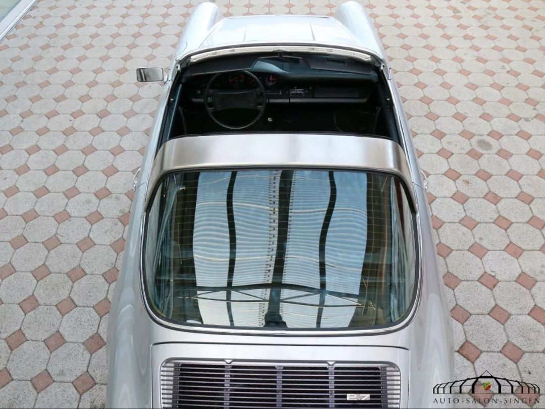 用保时捷911来存粮食，在瑞士连松鼠的生活品质都那么高