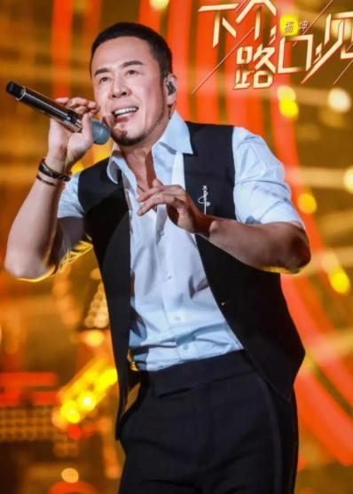 杨坤曾经对刀郎的歌作出评价:,杨坤刘德华刀郎