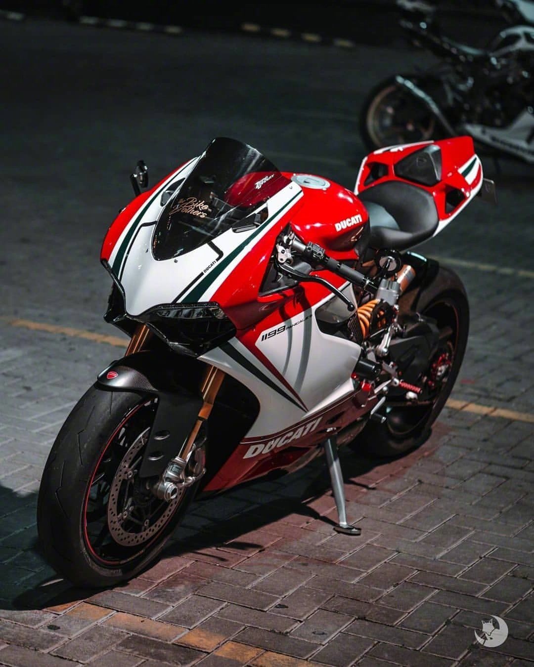 杜卡迪1199三秒破百,杜卡迪ducati1199panigales评测