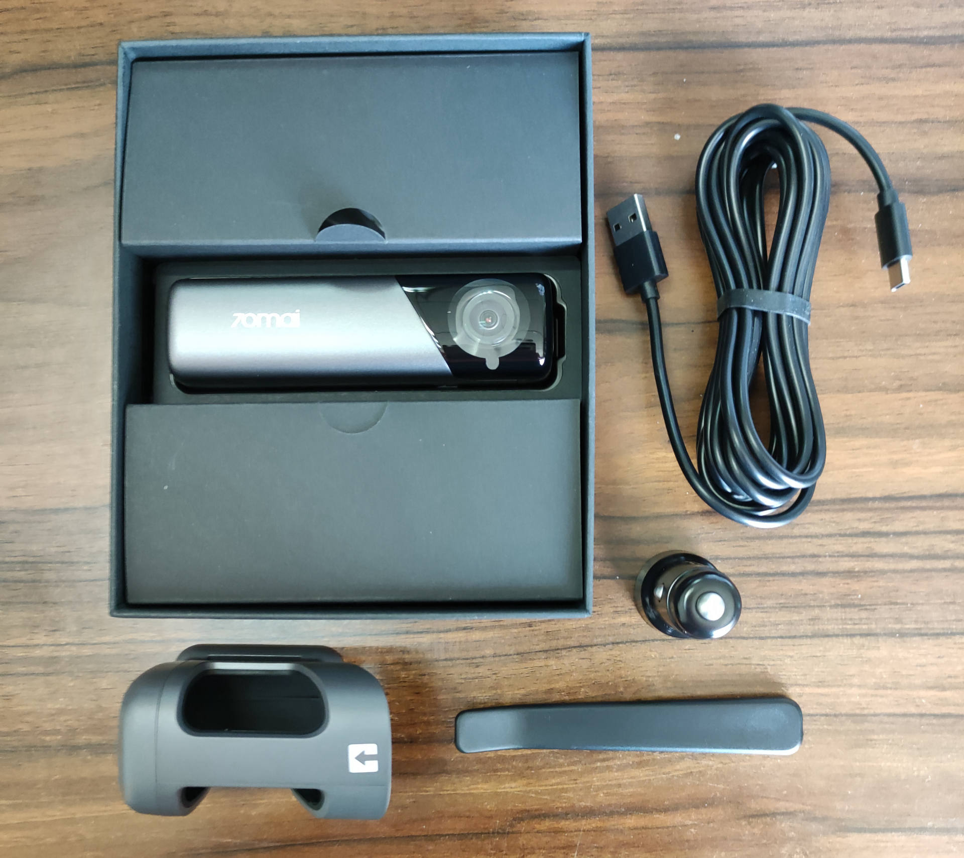 70迈智能记录仪m500停车监控,70迈智能行车记录仪后车摄像头