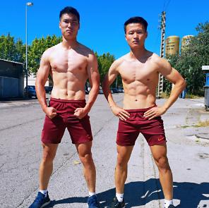 谁说国足都是“白斩鸡”？这几人肌肉壮硕，堪称完美身材