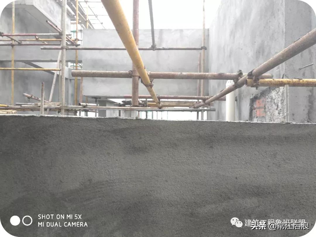 屋面避雷带转角做法示意图,屋面避雷带怎么做才规范