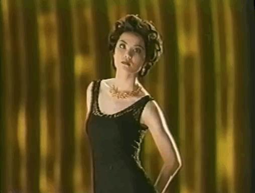 王菲经典广告照片,发几张王菲在90年代初做的广告