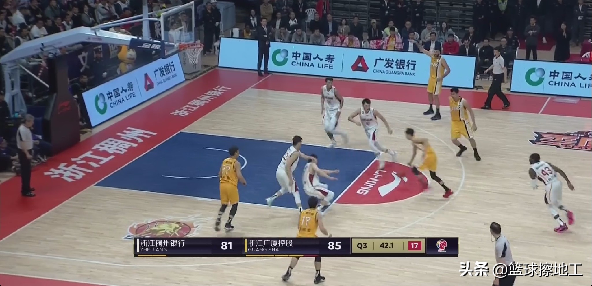 中国足球对广厦,广厦对浙江第三场