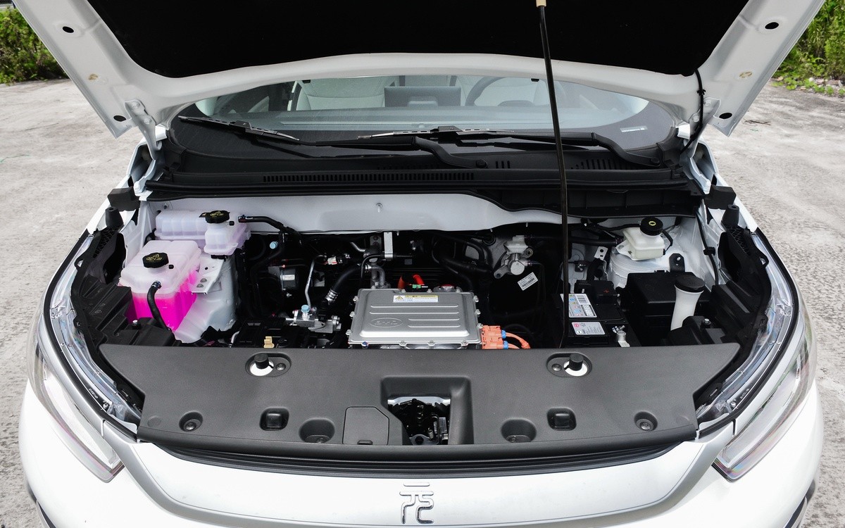 比亚迪未售最高端三十万纯电动suv,比亚迪新款纯电suv