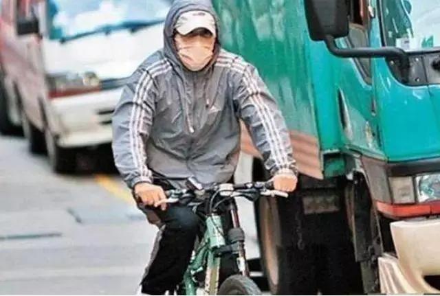 白发少年周星驰和他的盖世英雄