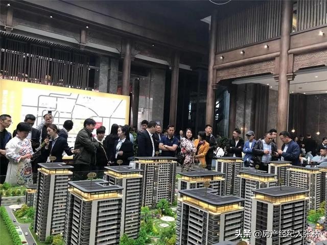 丽江神盘”明日去看房！丽江·时光喊你来做5千万游客的房东