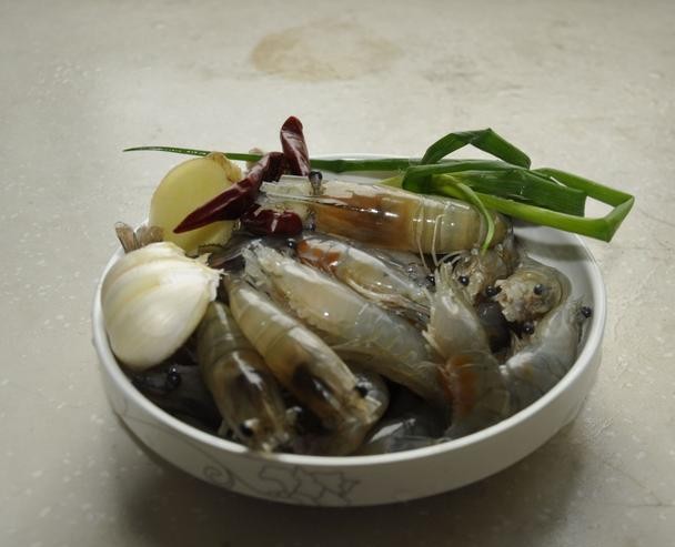 明虾基围虾罗氏虾白灼,罗氏虾和基围虾哪个好吃一点