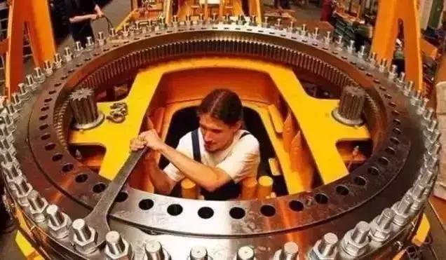 为啥德国拥有2000多个世界名牌,为什么德国有那么多500强