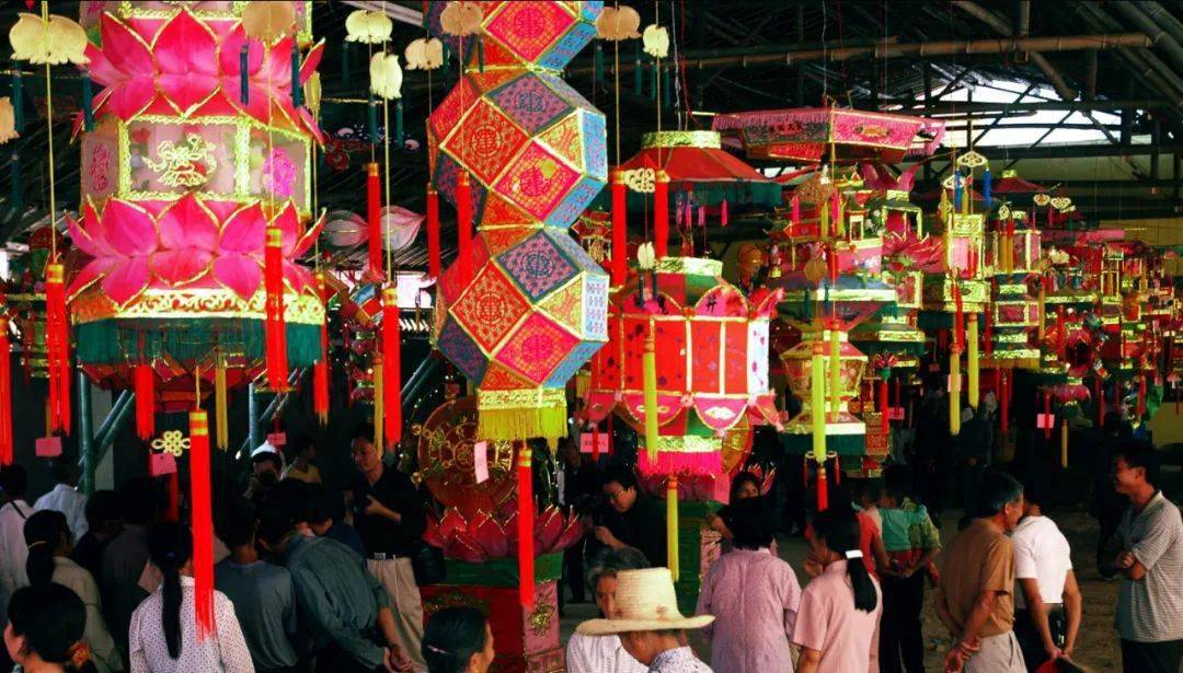 花灯制作赣南,赣县田村花灯的做法