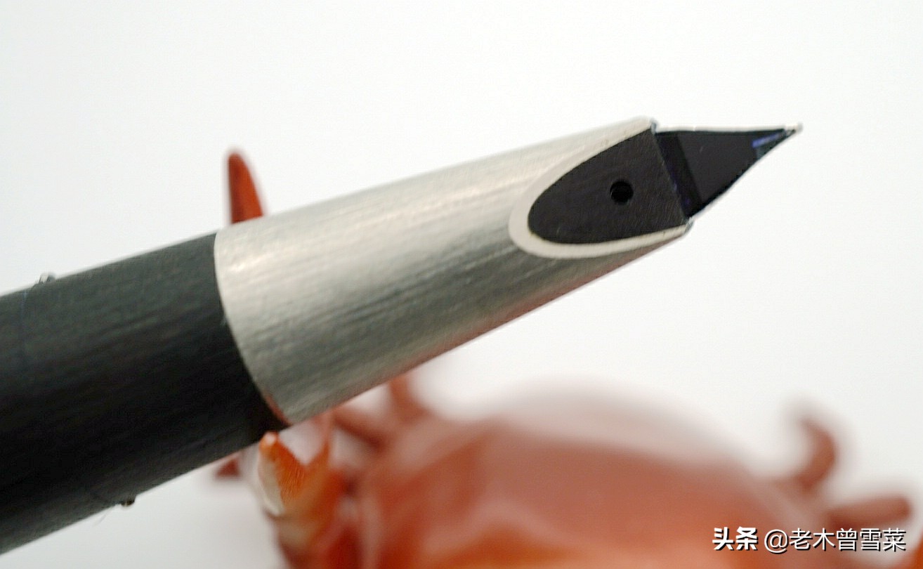 网上凌美2000钢笔是正品吗,凌美2000钢笔漏墨