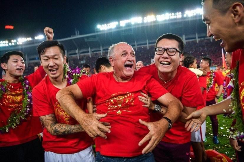 玩游戏就能变富豪,玩游戏也能成为职业