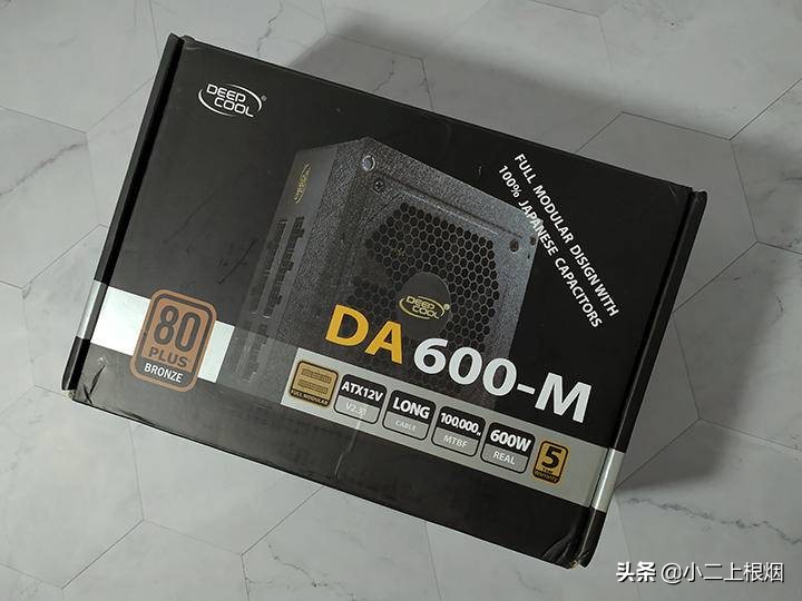 搞机日记：全模组全日系电容，用它作电脑的心脏，妥