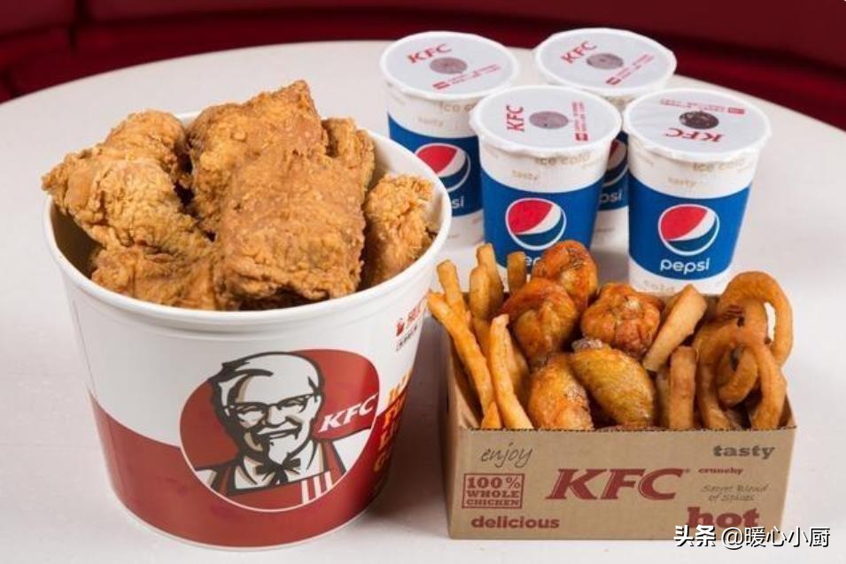 肯德基全家桶内容及价格,肯德基的全家桶套餐中国vs美国