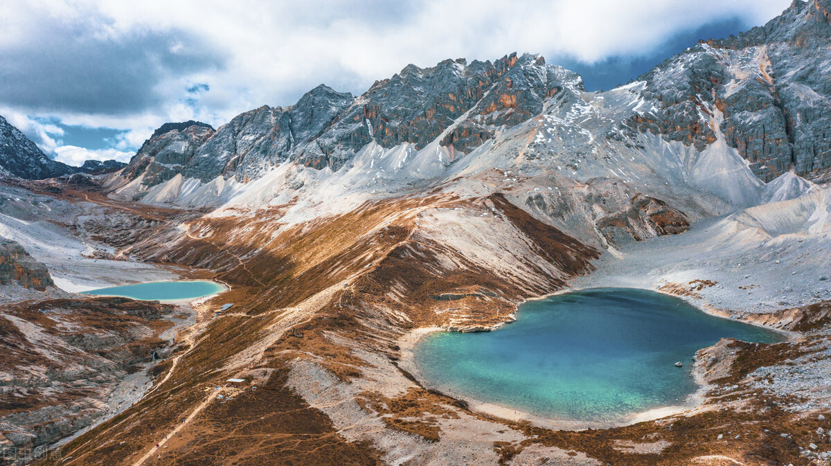 国内最经典12条自驾游线路,国内十大自驾游线路推荐