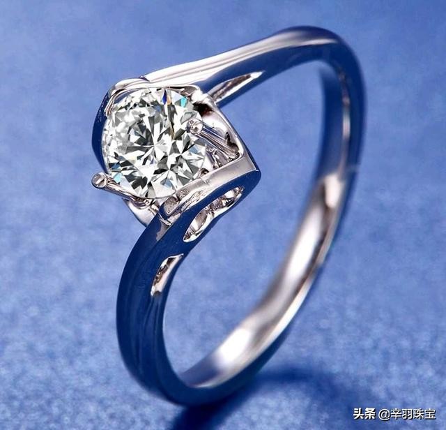 50分vvs的钻戒大概多少钱,莫桑钻50分的钻戒大概多少钱