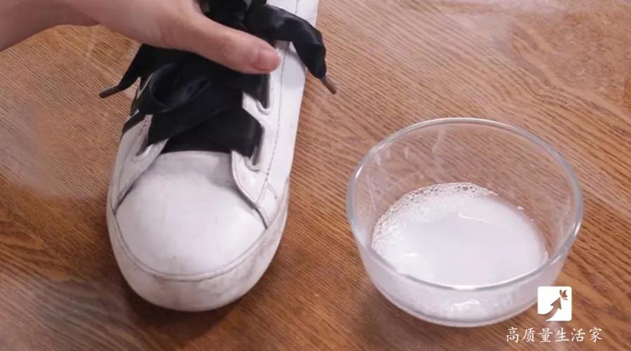 鞋盒千万别扔原来还有这个用处,鞋盒里的白布有什么用途