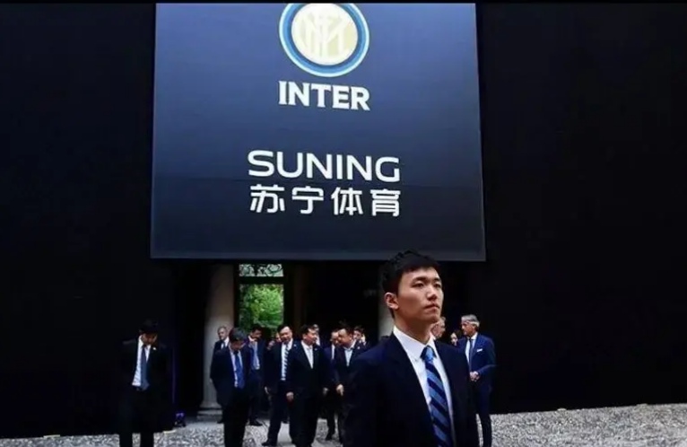 “嫖”得精彩！嫖完高盛由摩根来买单，张康阳真让人高看一眼