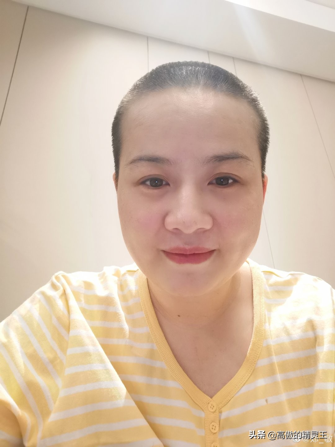 岳云鹏大半夜想吃苹果，老婆贴心为其“削”好却遭嫌弃