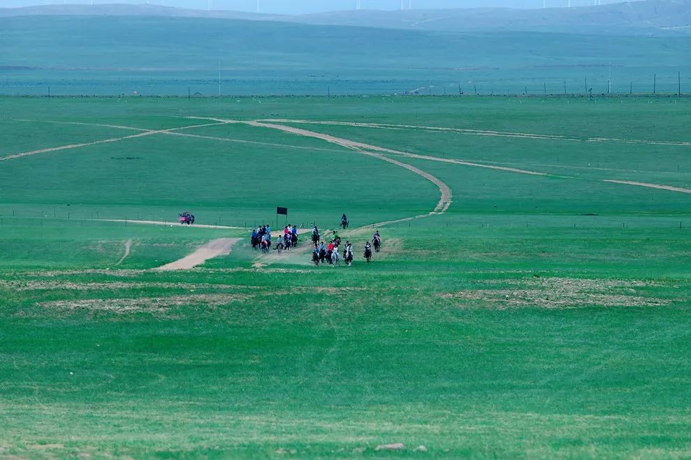 内蒙除了草原还有沙漠,内蒙古除了呼伦贝尔还有哪里