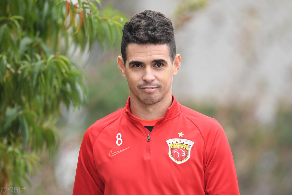 陈戌源为什么在上港46年没被骂过，到足协一年多骂声不断？