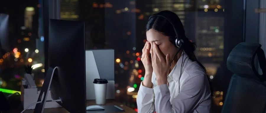 每次来大姨妈像血崩一样怎么办,月经期间血崩的经历