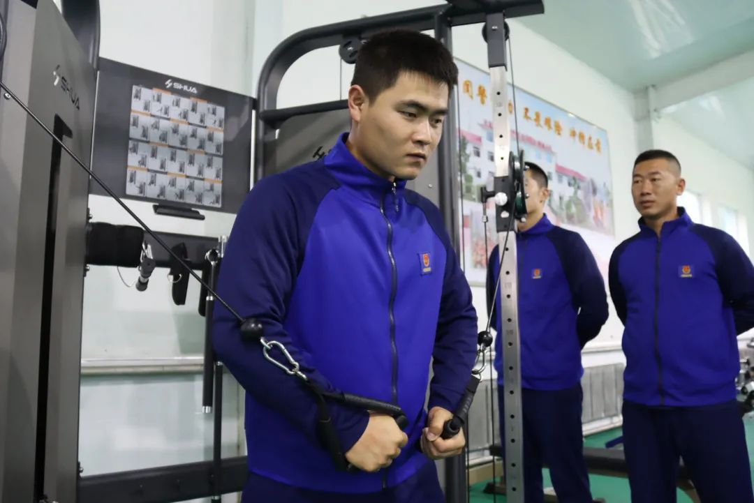 愿你扬帆起航、劈波斩浪——致第二适应期的“新蓝”