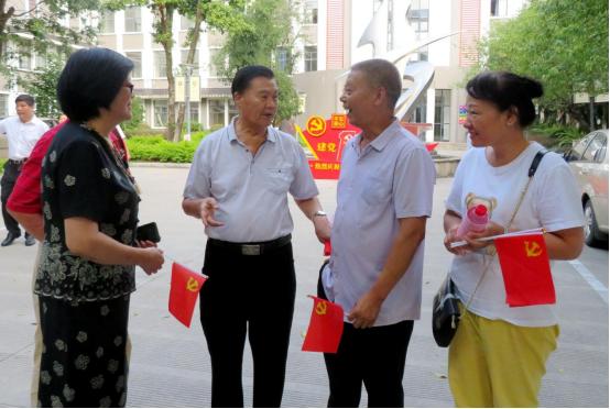 没有老师学生参加，在桂林五中，到底举办什么盛会？