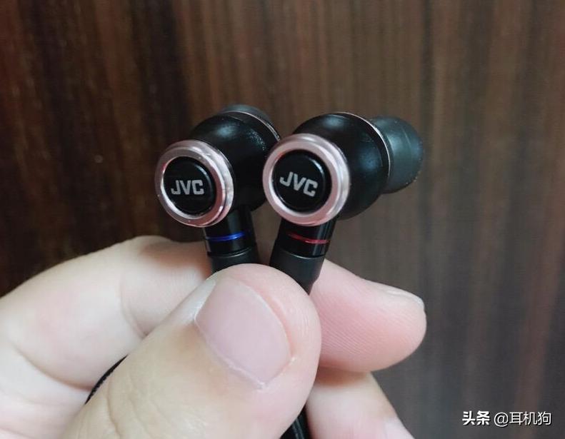 比有线耳机声音还大的蓝牙耳机,jvcfw001耳机拆解