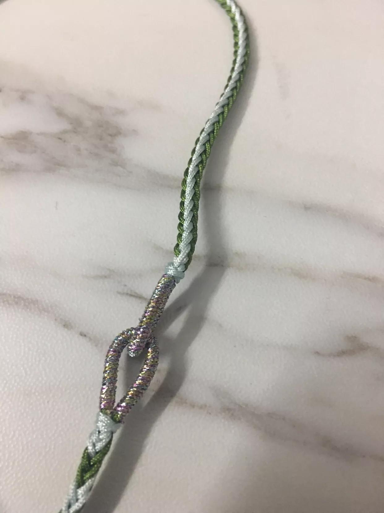 同心结八股辫教程,桃花八股辫项链绳的编法