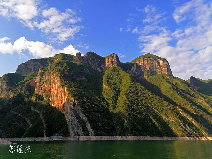巫峡神女峰景区——观自然、人文风情