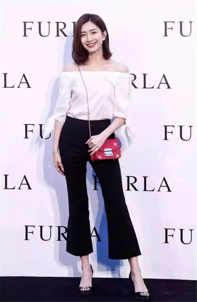 七分阔腿裤牛仔裤搭配什么鞋子,秋装新款阔腿裤小黑裤