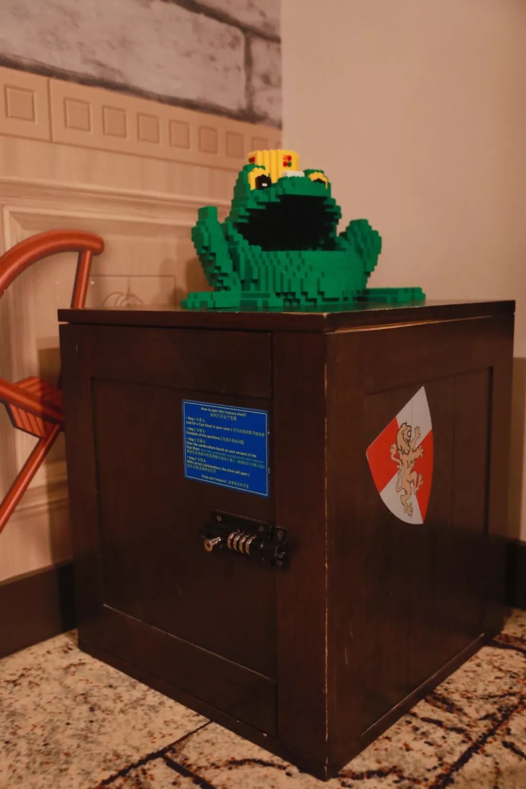 整个房间全拼上乐高是什么感受,现实中的乐高世界