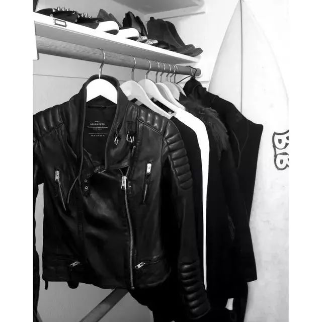 雨衣材质羽绒服脏了怎么清洗,羽绒服专用清洁湿巾能擦皮衣么