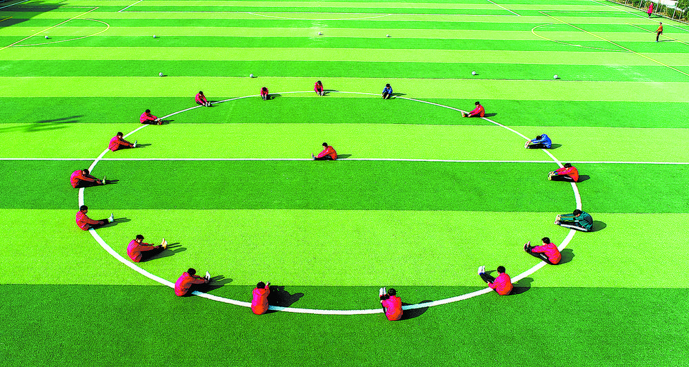 足球小将绿茵场豪情飞扬,足球绿茵小将完整版