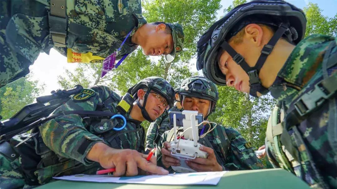 特战“神算子”公开“隐藏技能包”！大写的服……