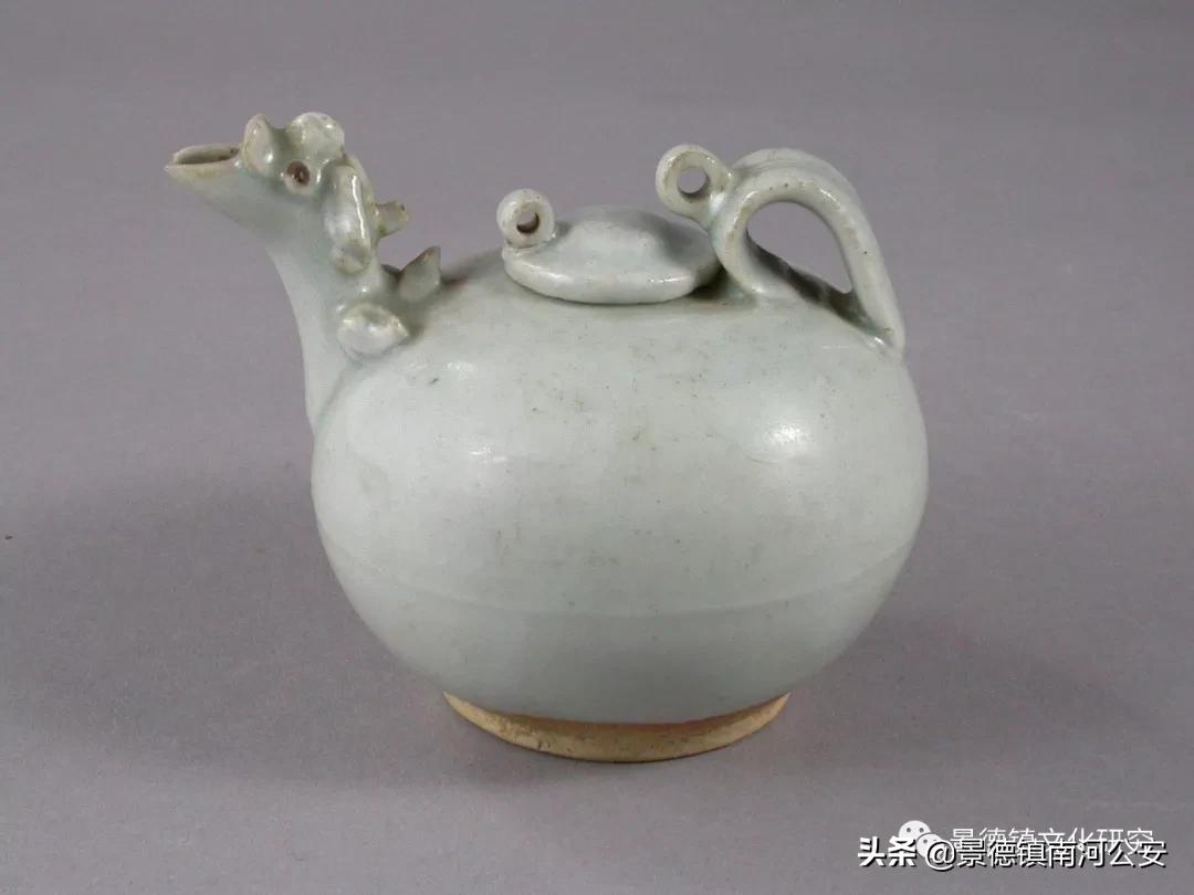 瓷器鉴定宋元青白瓷的时代特征,宋元时期景德镇青白瓷佛像底座