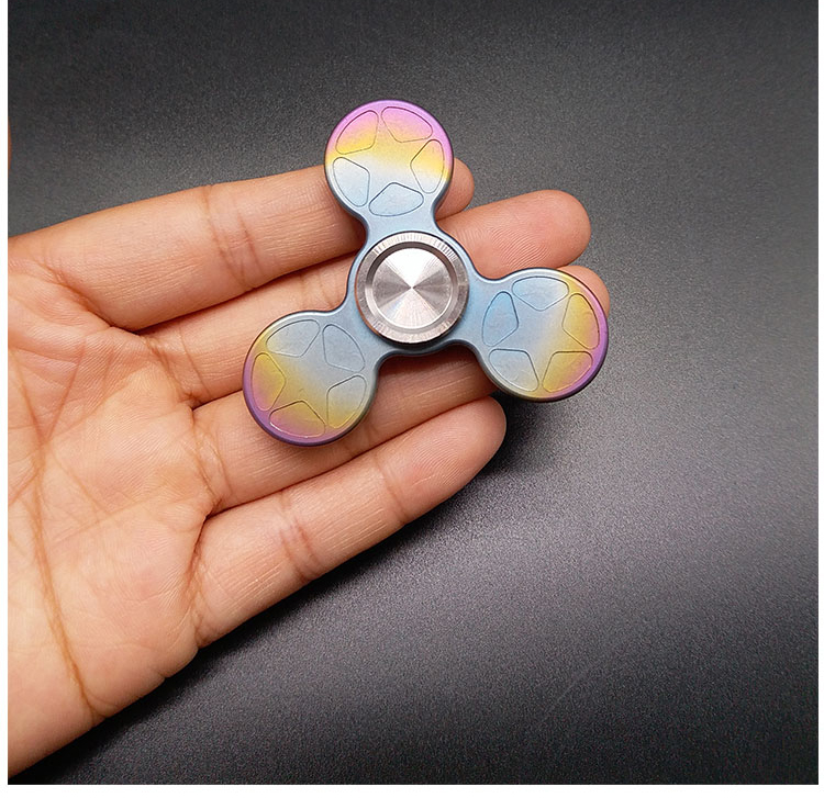 根本停不下来的陀螺,根本停不下来的小陀螺