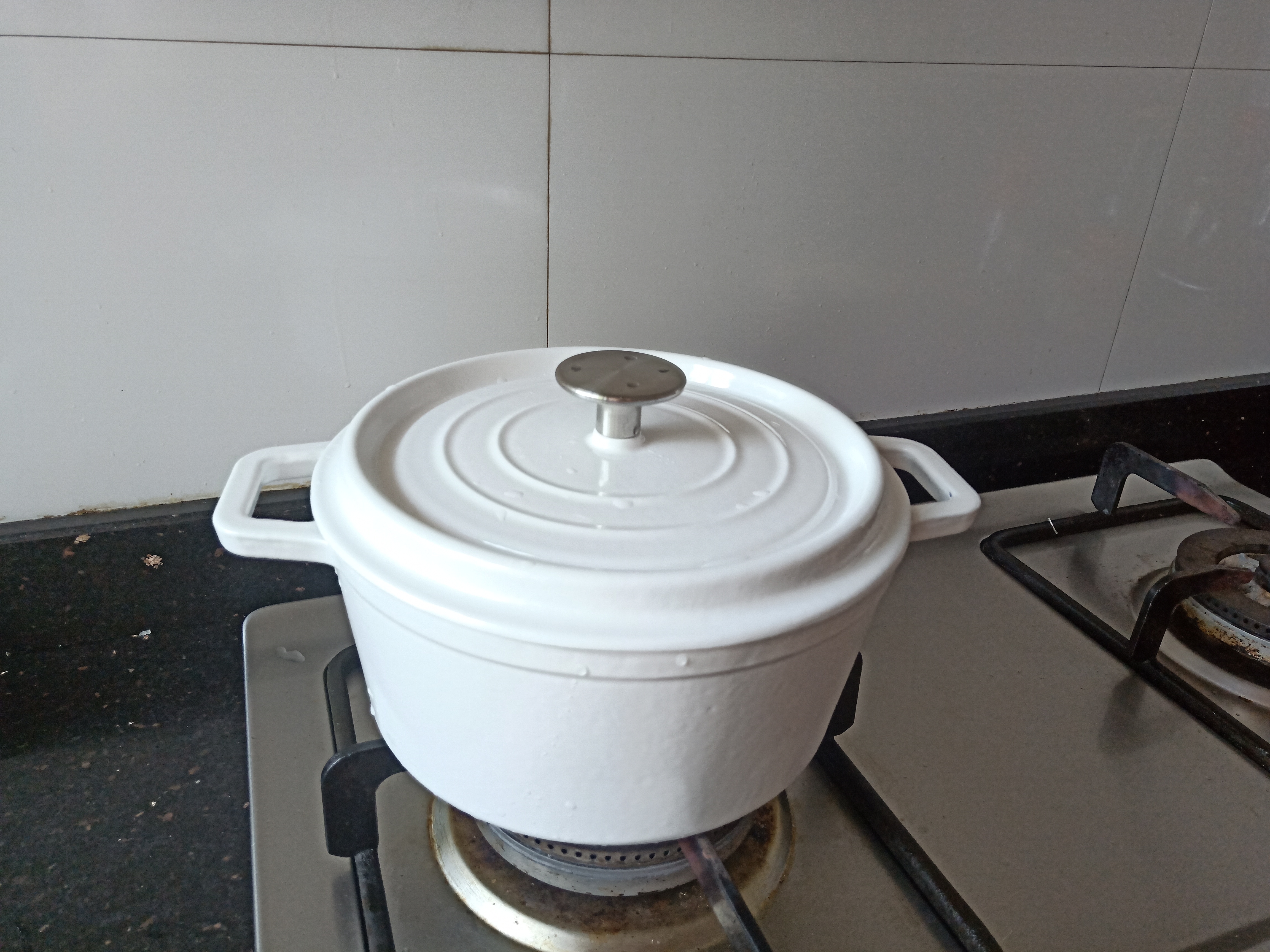 炒菜是铁锅好还是带涂层的好,炒菜是铁锅好还是铝锅好