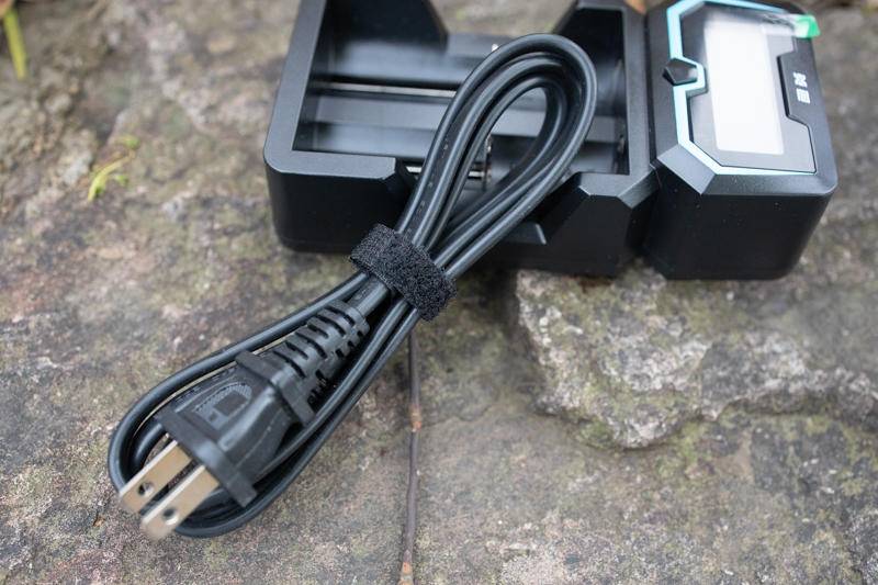 家居必备的实用型小工具，XTAR照明充电礼包体验