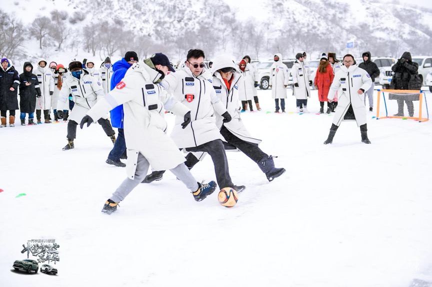 点燃-20℃的乌兰布统一汽丰田SUV家族再上快乐征程