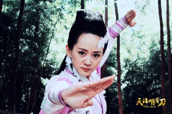 八年后再次重逢知乎结局,天涯明月刀傅红雪知道明月心瞎了