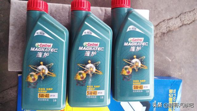 胖哥试车2.0自吸天籁,自吸发动机常规保养