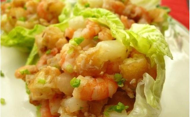 油焖醋溜白菜大虾的家常做法,小河虾炒小黄豆芽鸡蛋焖子做法