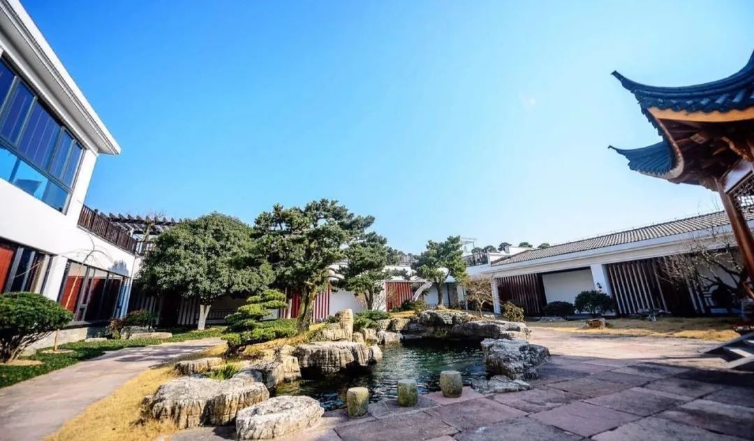 这个初冬,这个冬天来这里邂逅冰雪文化