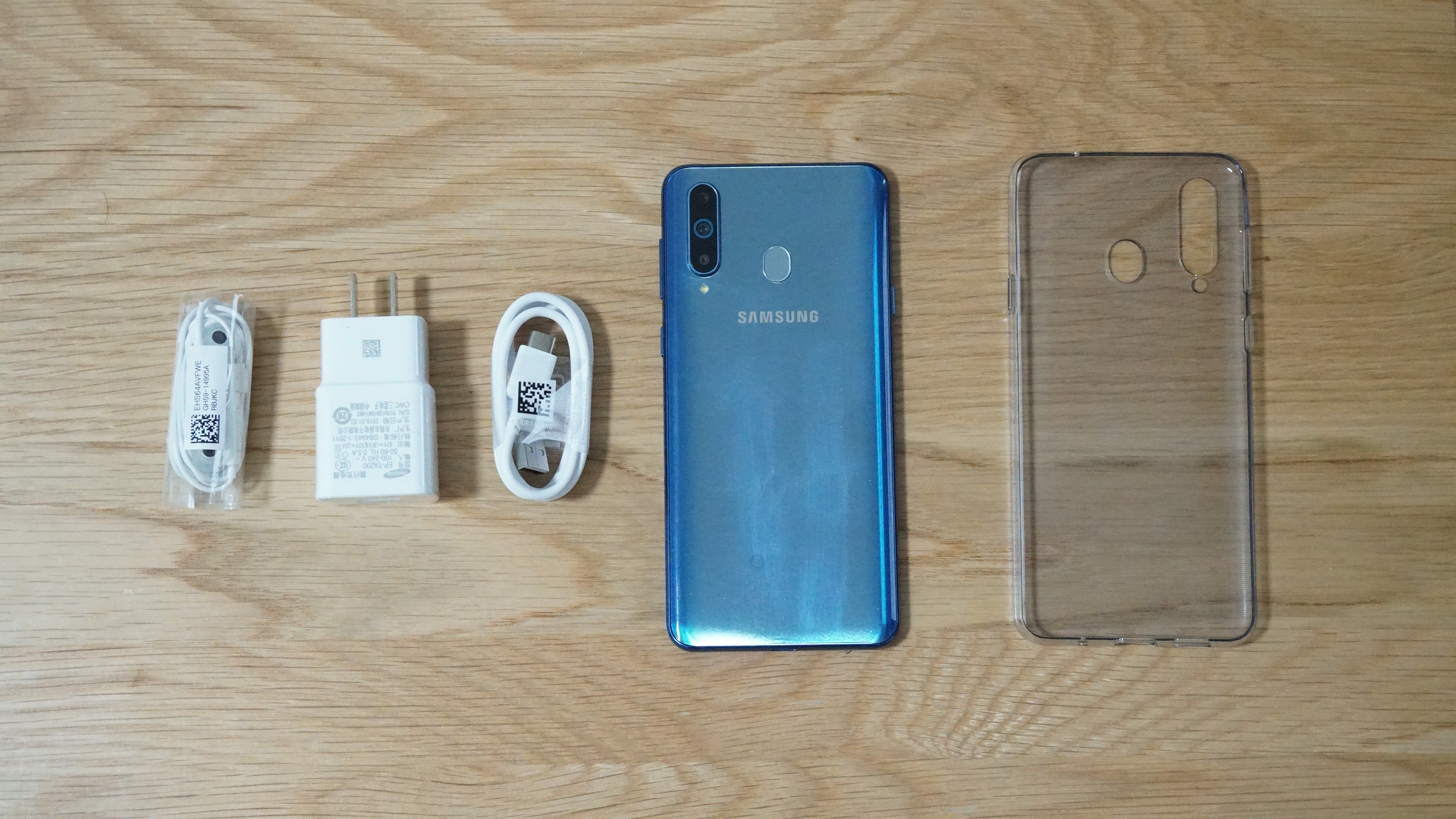 galaxya8s全面评测,三星a8s深度体验