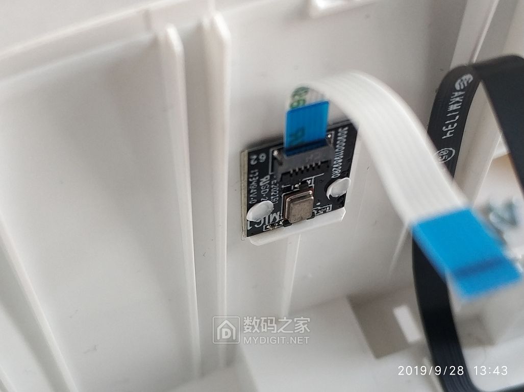 最后之作！被宣告死亡的DaydreamVR及联想MR头显一体机拆解一览