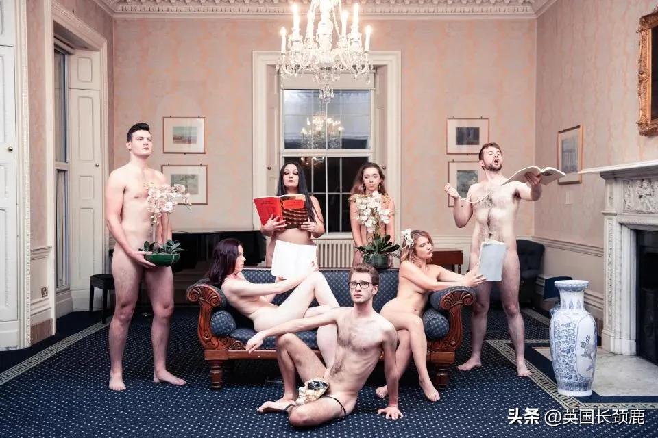 剑桥大学年度裸体日历来了：78个学神小鲜肉为慈善募款*光脱**出镜